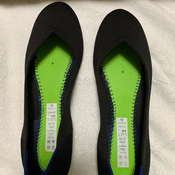 Rothys Black Round Toe Flats - Picture 3 of 14